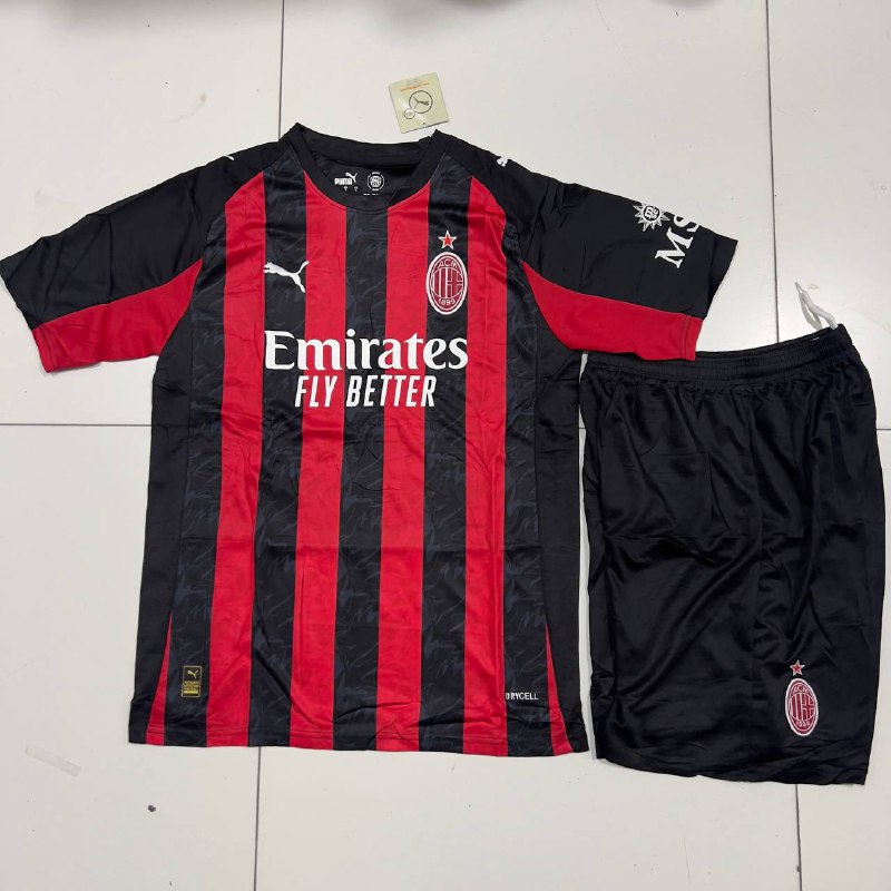 [AXL-35499-S] Futbol formasi AC Milan (S)