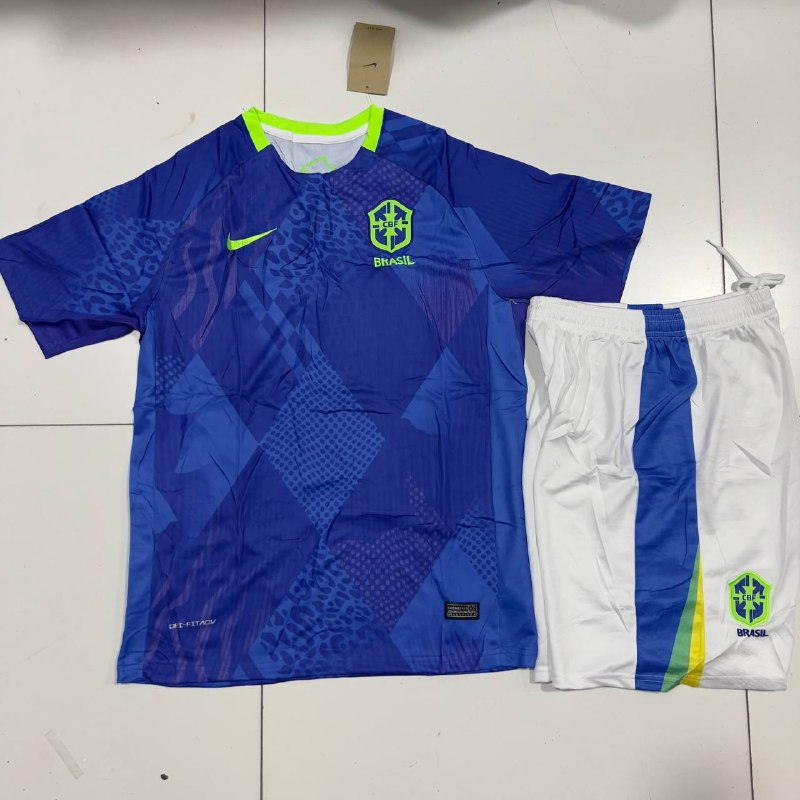 Futbol formasi Braziliya