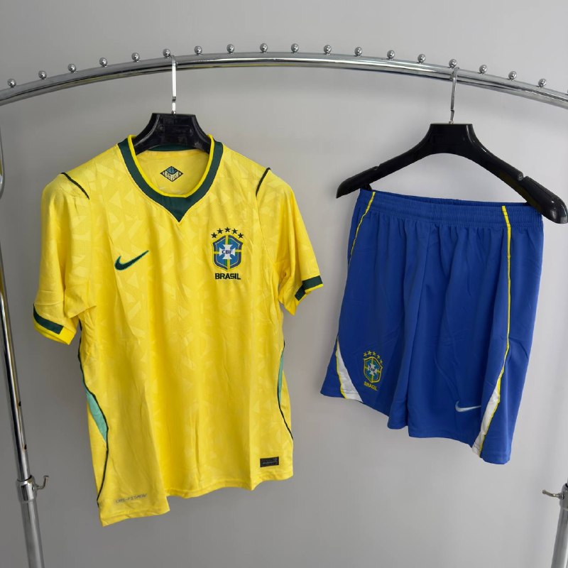 Futbol formasi Braziliya 26/27