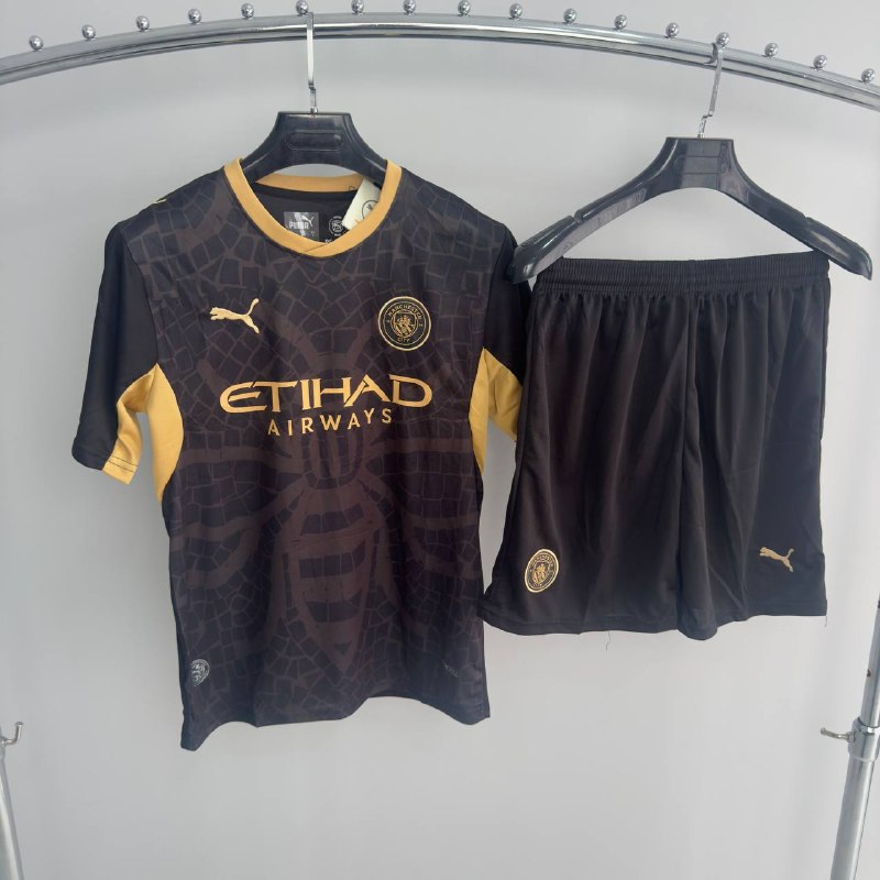 Futbol formasi Manchester City 26/27