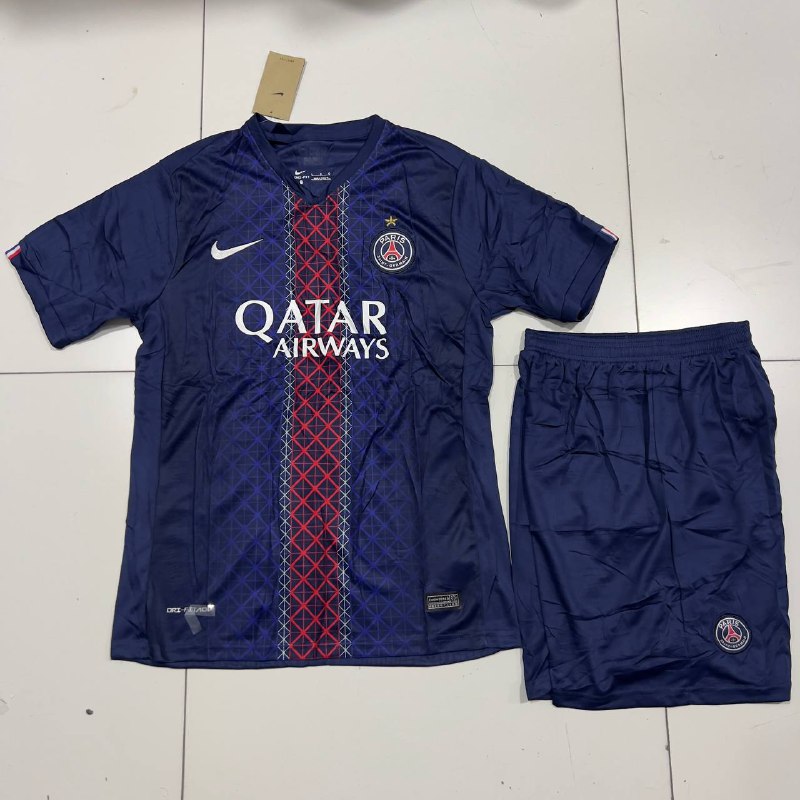 Futbol formasi PSJ