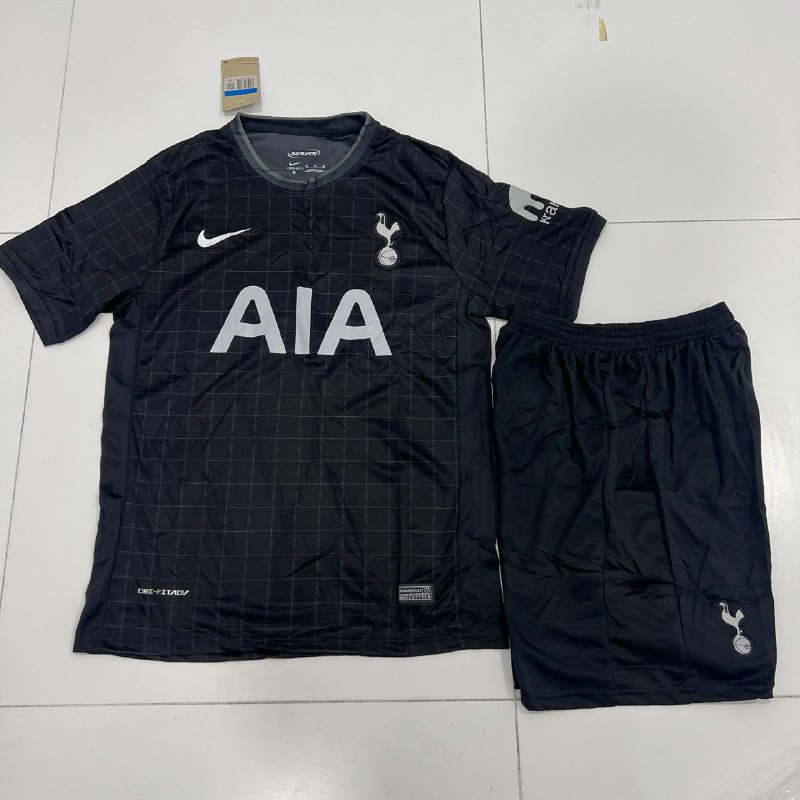 Futbol formasi Tottenham 25/26