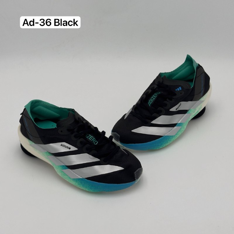 [AXL-37621-40] Krossovka Adidas (40)