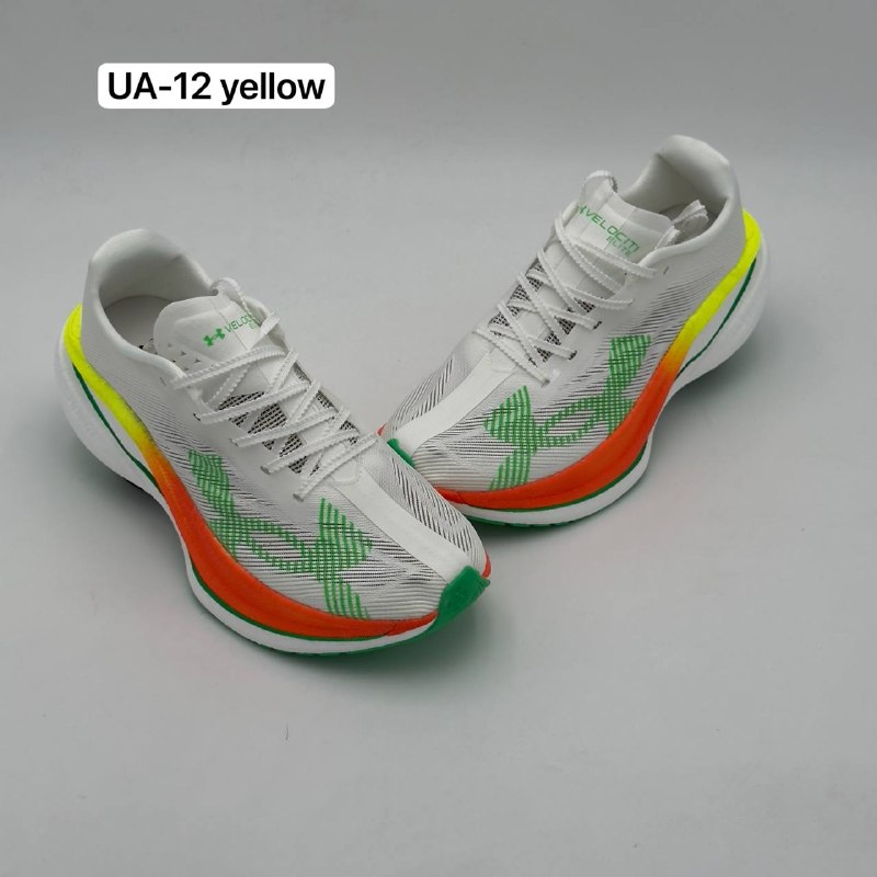 Krossovka Under Armour (velociti elite)